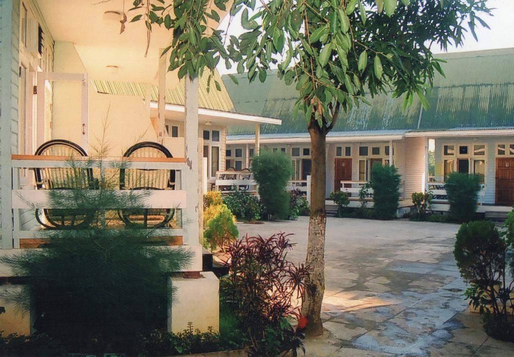 Primrose Hotel Nyaung Shwe Extérieur photo