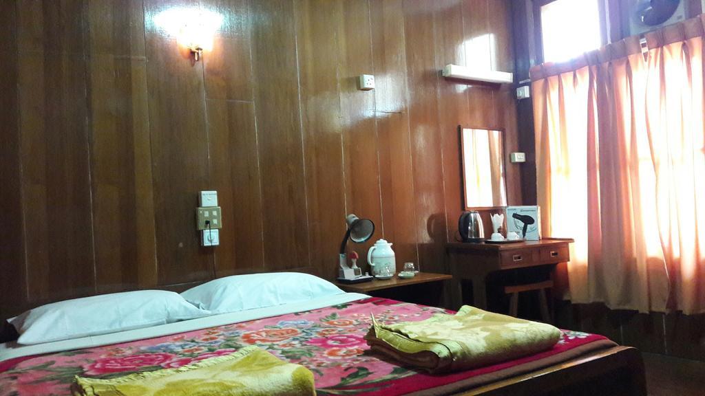 Primrose Hotel Nyaung Shwe Extérieur photo