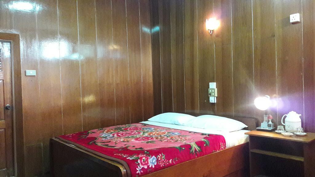 Primrose Hotel Nyaung Shwe Extérieur photo