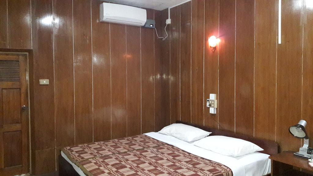 Primrose Hotel Nyaung Shwe Extérieur photo